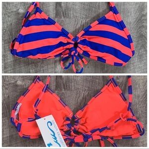 2/$25‼️ NWT California Waves Striped Bikini Top